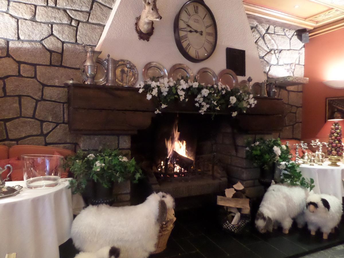 Hotel Restaurant Erckmann Chatrian Phalsbourg Esterno foto